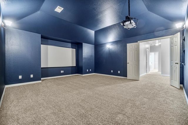 2468 Lakeland Drive, Grand Prairie, TX 75054