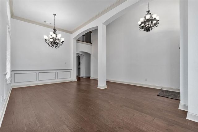 2468 Lakeland Drive, Grand Prairie, TX 75054