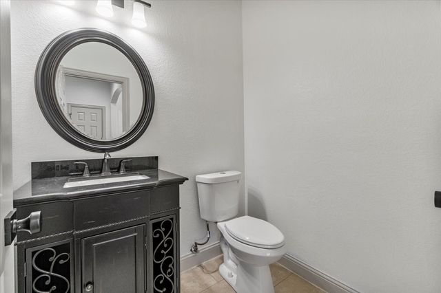 2468 Lakeland Drive, Grand Prairie, TX 75054