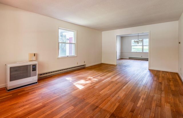 8 Mirror Lake Drive, Tuftonboro, NH 03853