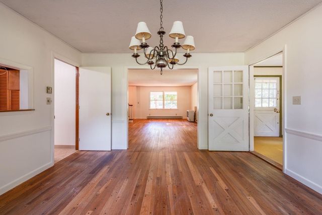 8 Mirror Lake Drive, Tuftonboro, NH 03853