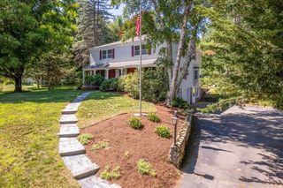8 Mirror Lake Drive, Tuftonboro, NH 03853