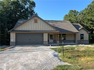 117 Salen Lane, Bella Vista, AR 72715