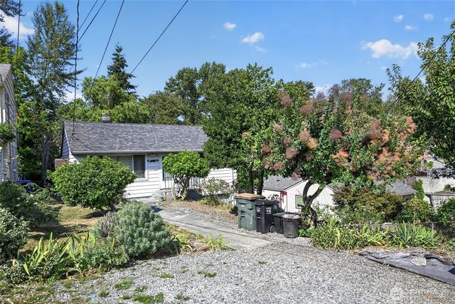 2854 S Juneau Street, Seattle, WA 98108