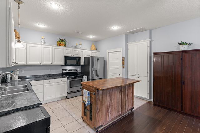 111 N Harrington Road, St Simons Island, GA 31522