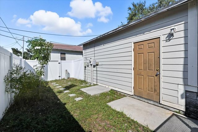 1808 E COLUMBUS DRIVE 1, Tampa, FL 33605