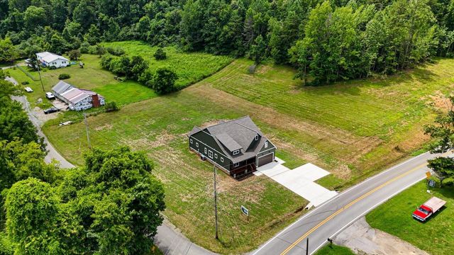 8880 Griffith Highway, Whitwell, TN 37397