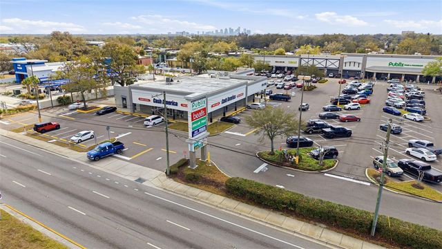 2521 W CREST AVENUE, Tampa, FL 33614