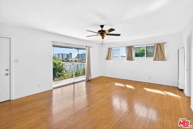 3444 Vinton Avenue, Los Angeles, CA 90034