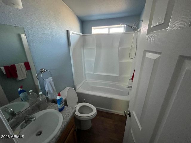 35808 N 7TH Street, Phoenix, AZ 85086