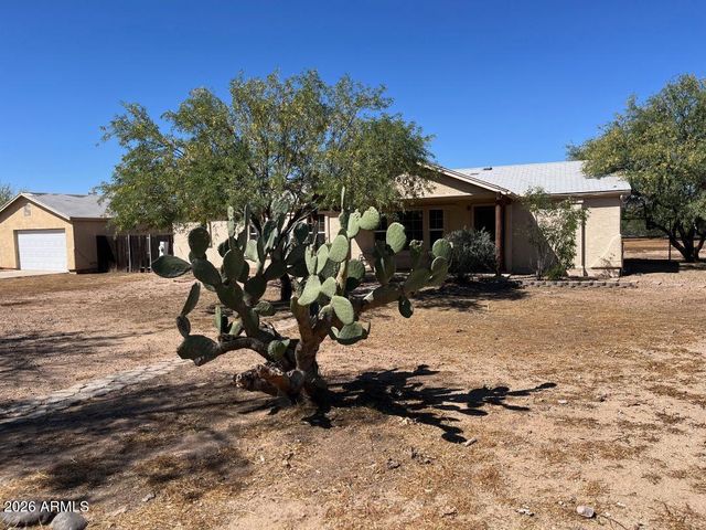 35808 N 7TH Street, Phoenix, AZ 85086