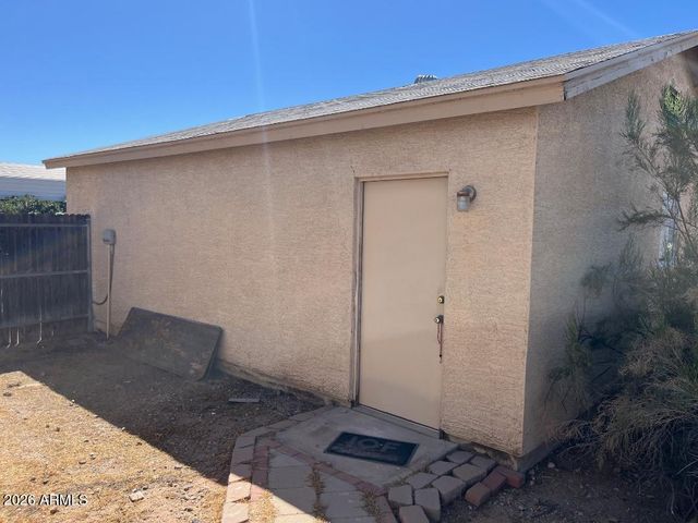 35808 N 7TH Street, Phoenix, AZ 85086