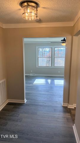 208 Shady Lane, Church Hill, TN 37642