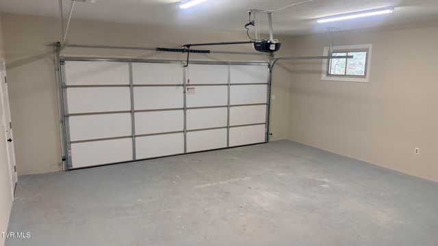 208 Shady Lane, Church Hill, TN 37642