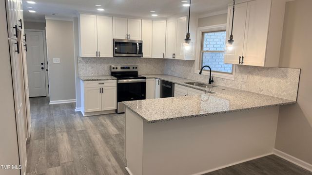 208 Shady Lane, Church Hill, TN 37642