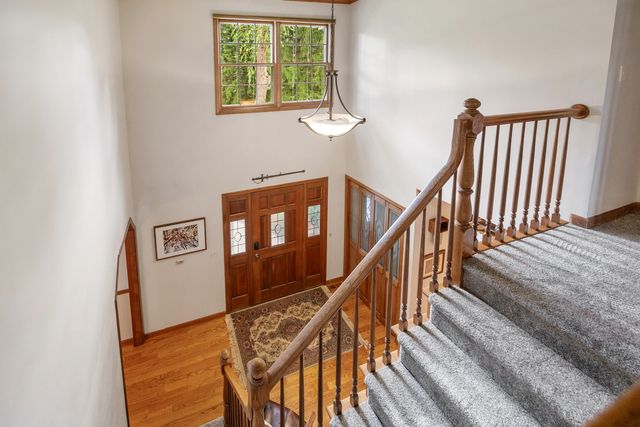 6214 N Wyndwood Drive, Crystal Lake, IL 60014