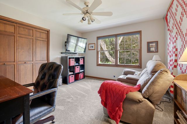 6214 N Wyndwood Drive, Crystal Lake, IL 60014