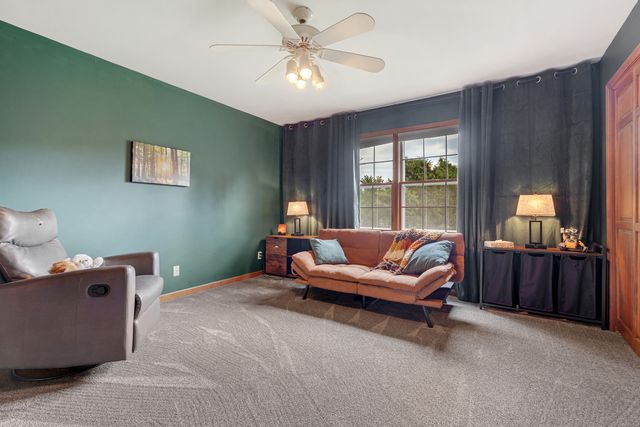 6214 N Wyndwood Drive, Crystal Lake, IL 60014