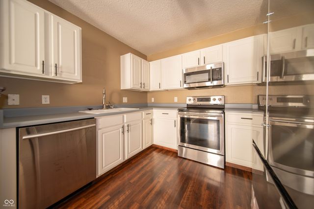 12680 Courage Crossing, Fishers, IN 46037