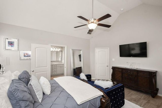 5534 Purple Meadow Lane, Fulshear, TX 77441