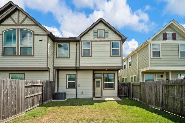 5534 Purple Meadow Lane, Fulshear, TX 77441