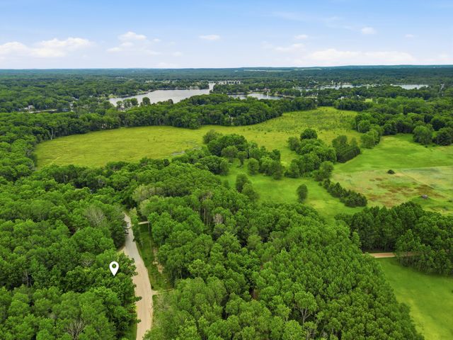 8128 Highland Trail, Canadian Lakes, MI 49346