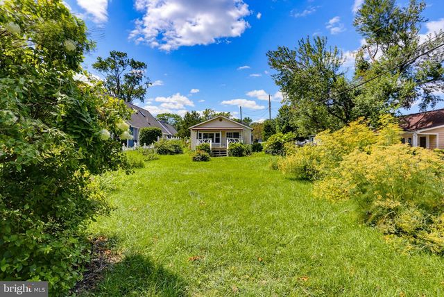 1300 MCNABBS LN, Pasadena, MD 21122
