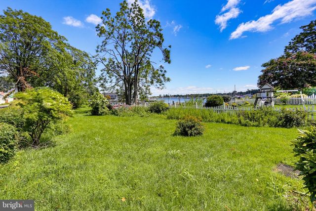1300 MCNABBS LN, Pasadena, MD 21122