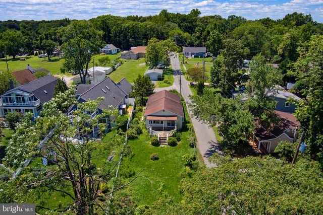 1300 MCNABBS LN, Pasadena, MD 21122