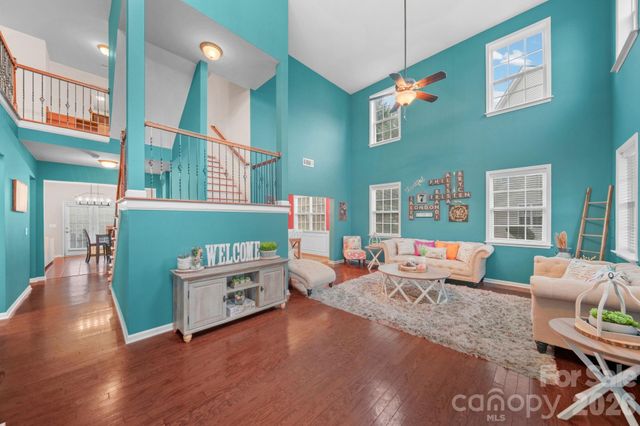10906 Trout Creek Place, Davidson, NC 28036