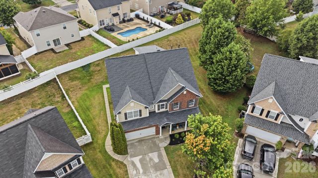 10906 Trout Creek Place, Davidson, NC 28036