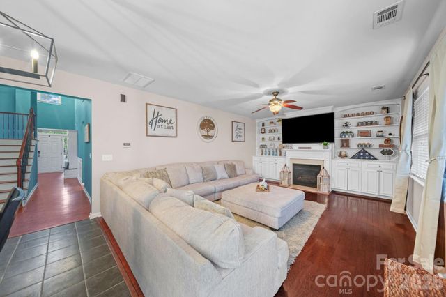 10906 Trout Creek Place, Davidson, NC 28036
