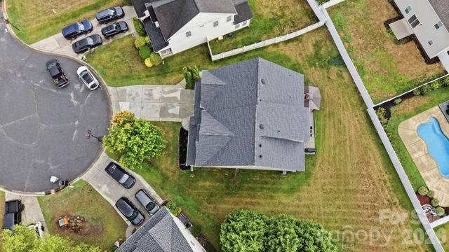 10906 Trout Creek Place, Davidson, NC 28036