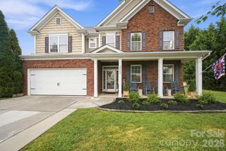 10906 Trout Creek Place, Davidson, NC 28036
