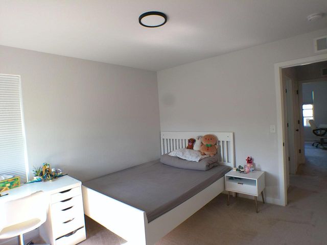 N114W7191 Oakmont DRIVE, Cedarburg, WI 53012