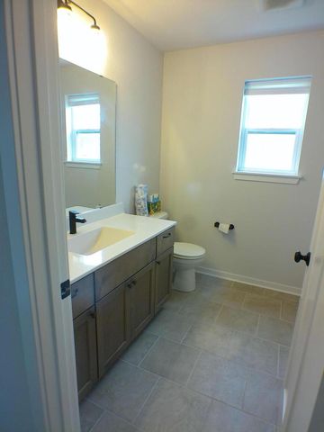 N114W7191 Oakmont DRIVE, Cedarburg, WI 53012