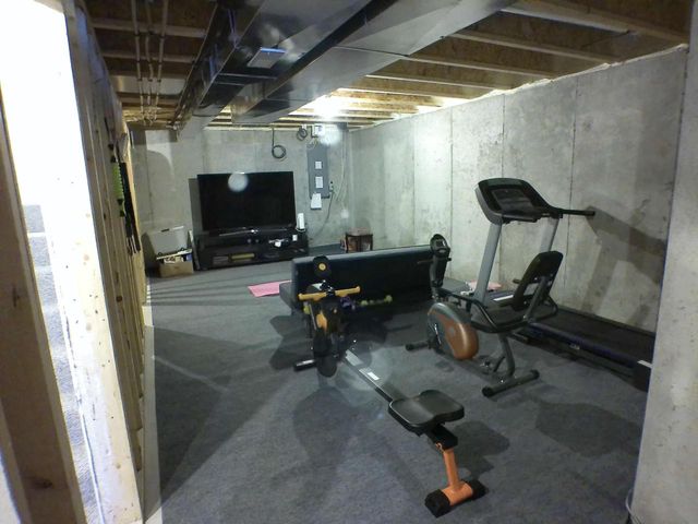 N114W7191 Oakmont DRIVE, Cedarburg, WI 53012