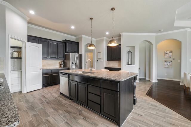 1310 Venezia Lane, Lewisville, TX 75077