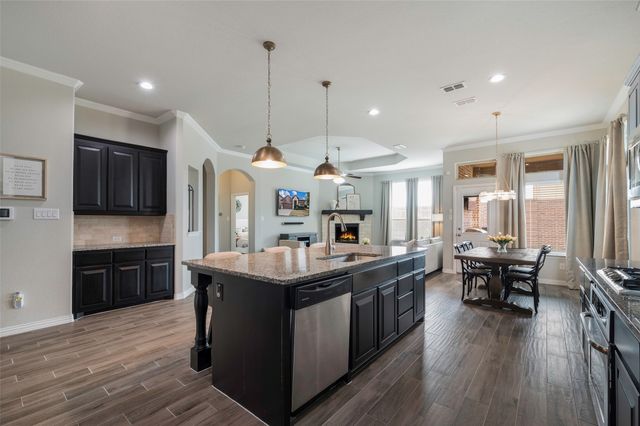 1310 Venezia Lane, Lewisville, TX 75077