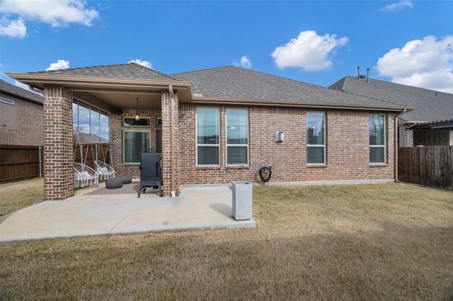 1310 Venezia Lane, Lewisville, TX 75077