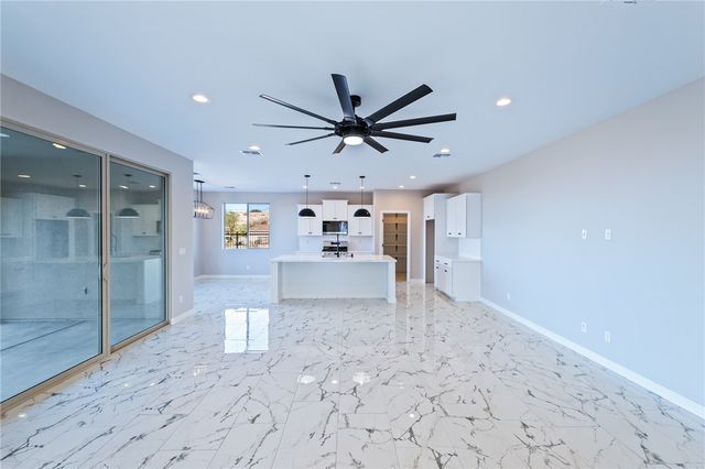 3183 Secret Pass Canyon Drive, Bullhead City, AZ 86429