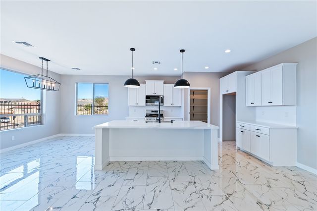 3183 Secret Pass Canyon Drive, Bullhead City, AZ 86429