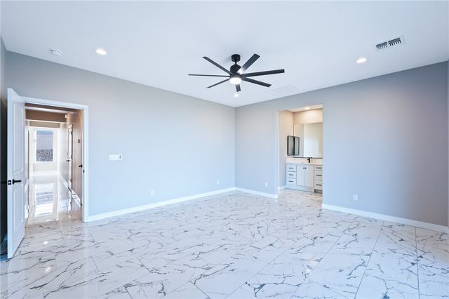 3183 Secret Pass Canyon Drive, Bullhead City, AZ 86429