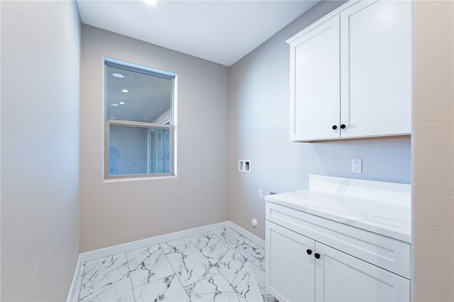 3183 Secret Pass Canyon Drive, Bullhead City, AZ 86429