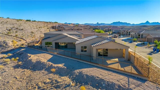 3183 Secret Pass Canyon Drive, Bullhead City, AZ 86429