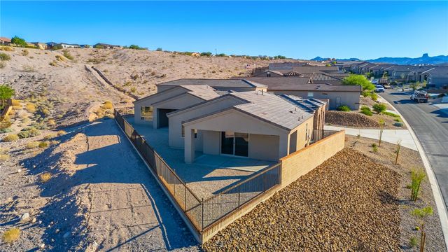 3183 Secret Pass Canyon Drive, Bullhead City, AZ 86429