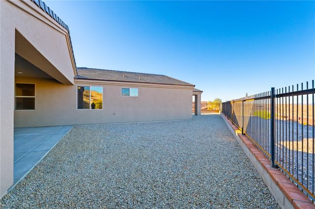 3183 Secret Pass Canyon Drive, Bullhead City, AZ 86429