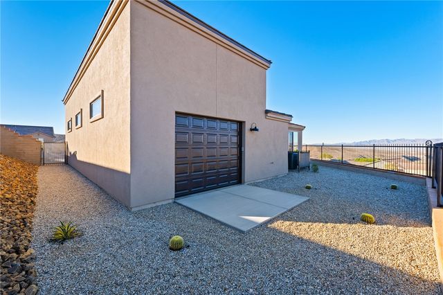 3183 Secret Pass Canyon Drive, Bullhead City, AZ 86429