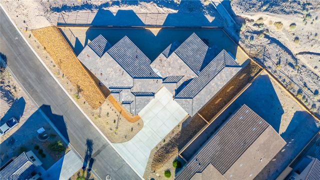 3183 Secret Pass Canyon Drive, Bullhead City, AZ 86429