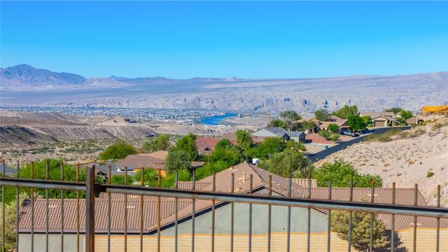 3183 Secret Pass Canyon Drive, Bullhead City, AZ 86429